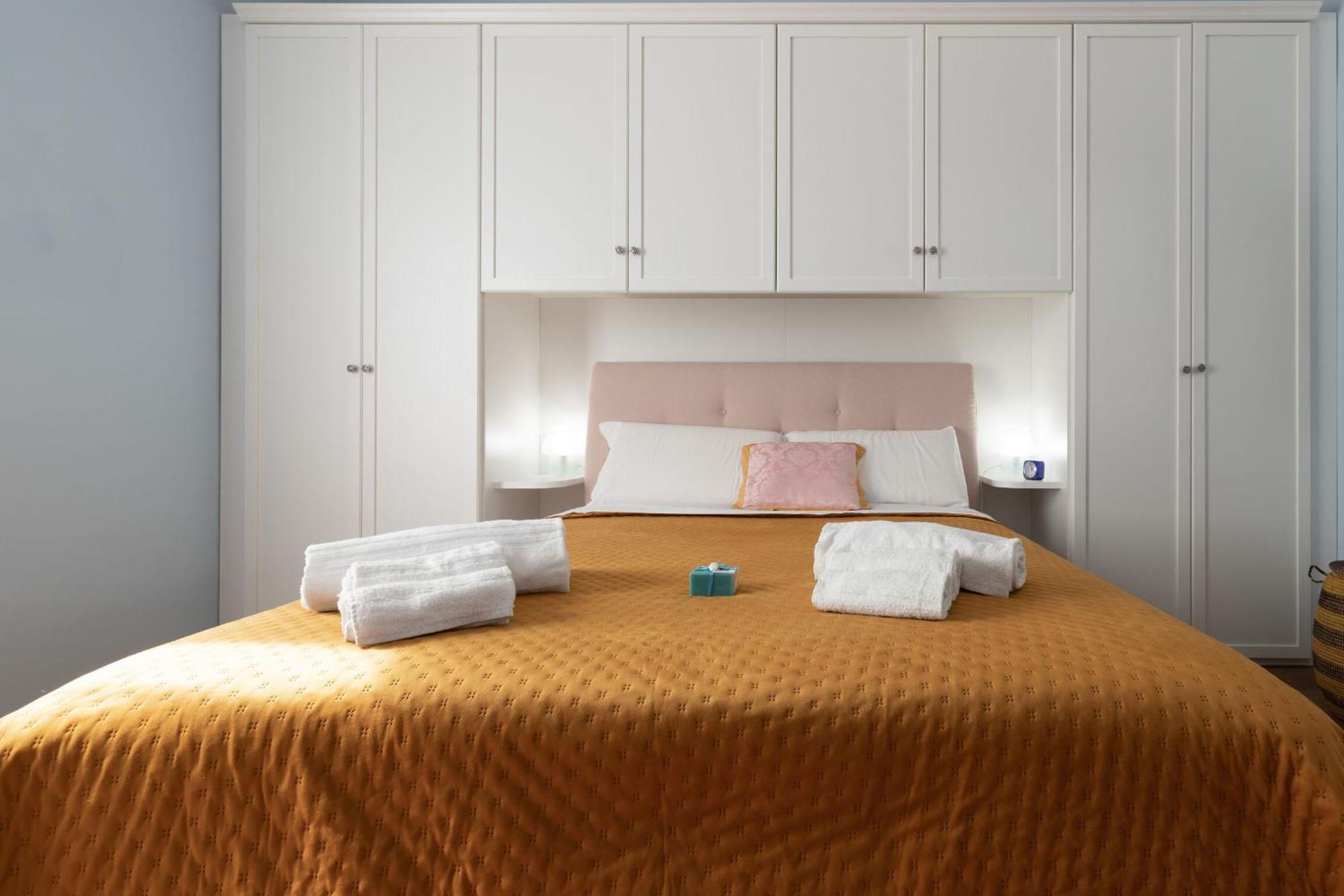 Italian Experience- Ancona City Apartment Екстер'єр фото