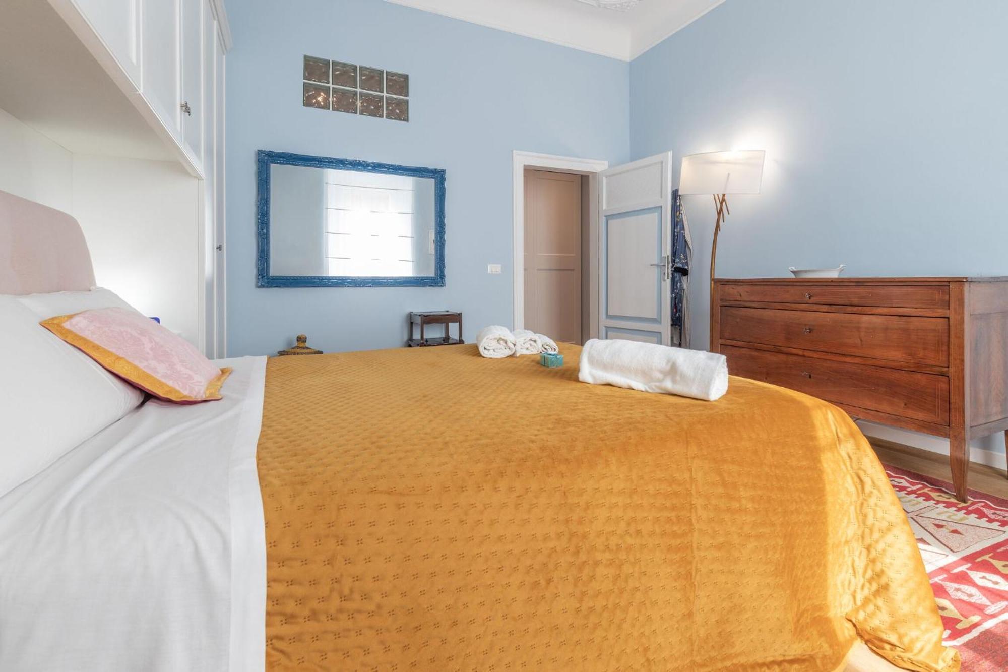 Italian Experience- Ancona City Apartment Екстер'єр фото