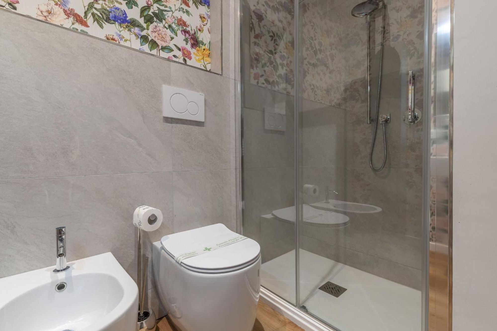 Italian Experience- Ancona City Apartment Екстер'єр фото